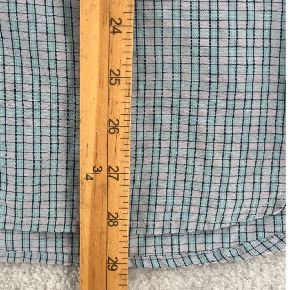The North Face Vented Plaid Button Down Shirt Mens M Blue Grey Short Sleeve Fish